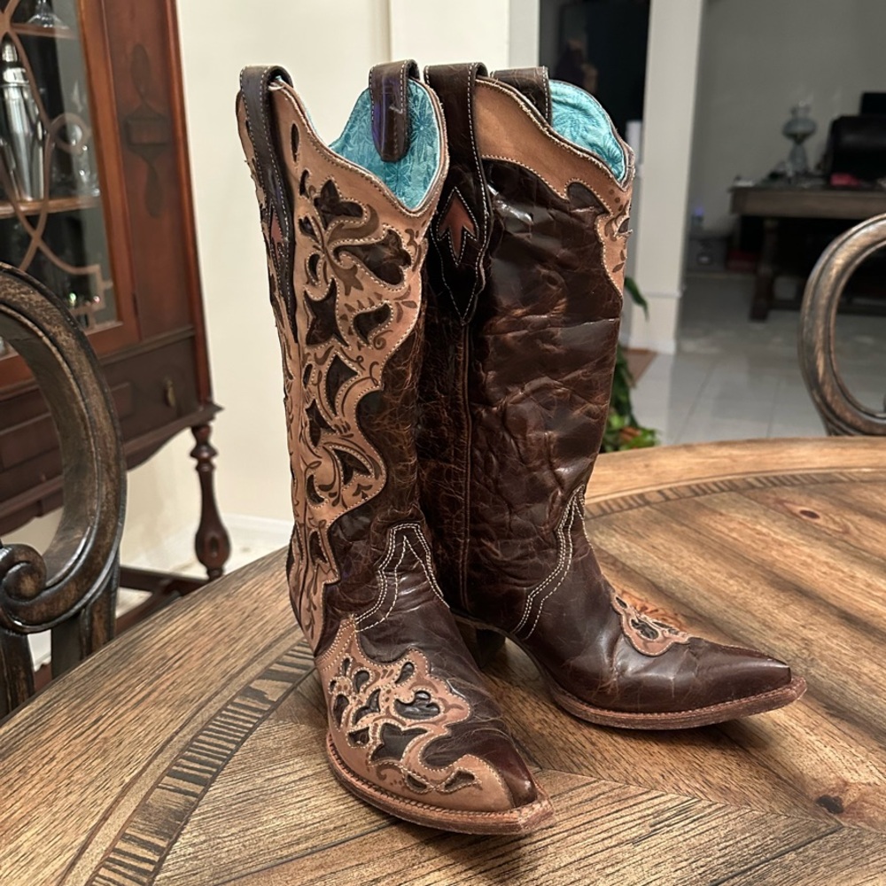Corral Tan and Brown Heeled Cowboy Boots